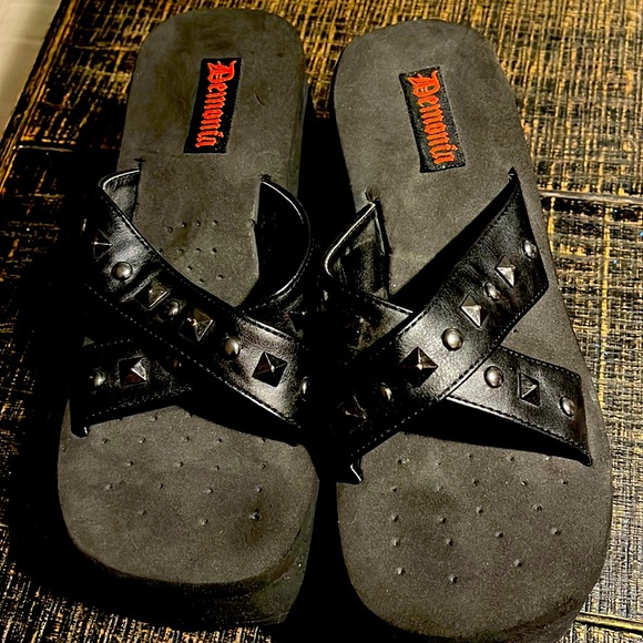 Dolls kill platforms - Picture 1 of 4